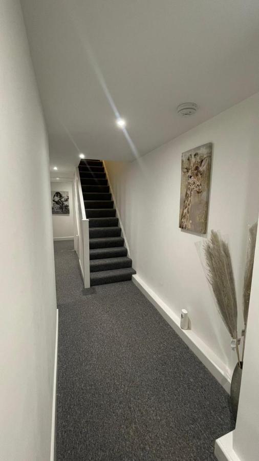 2 Bed Room Luxury Apartment In Old Kent Road Londres Exterior foto